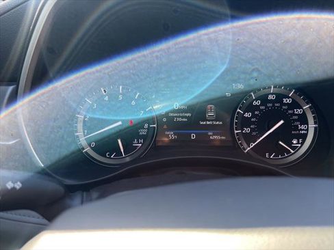 Used 2021 Toyota Highlander XLE image 7