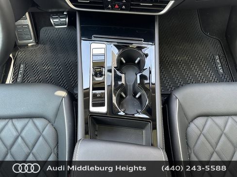 Used 2026 Volkswagen Atlas SEL Premium R-Line AWD/4WD image 25
