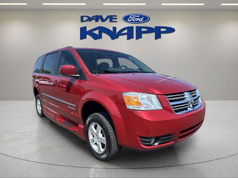 Used 2010 Dodge Grand Caravan SXT w/ Trailer Tow Group FWD image 1