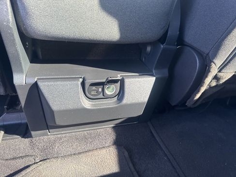 Used 2023 Ford F150 XLT AWD/4WD image 22