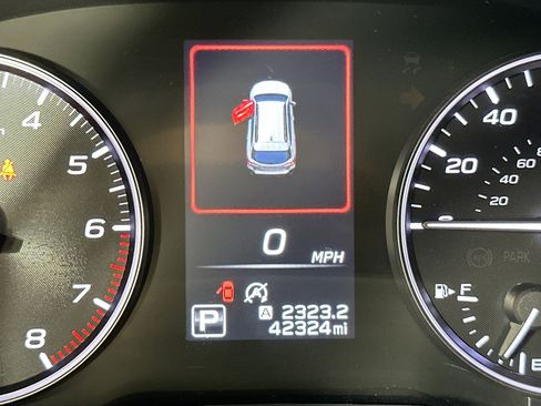 Used 2023 Subaru Outback Premium image 12