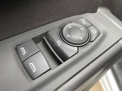 Used 2025 Chevrolet Silverado 3500 W/T w/ WT Convenience Package image 4