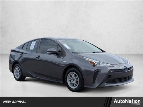 Used 2022 Toyota Prius L Eco image 1