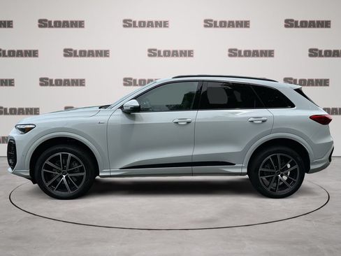 New 2026 Audi Q5 Premium Plus AWD/4WD image 2