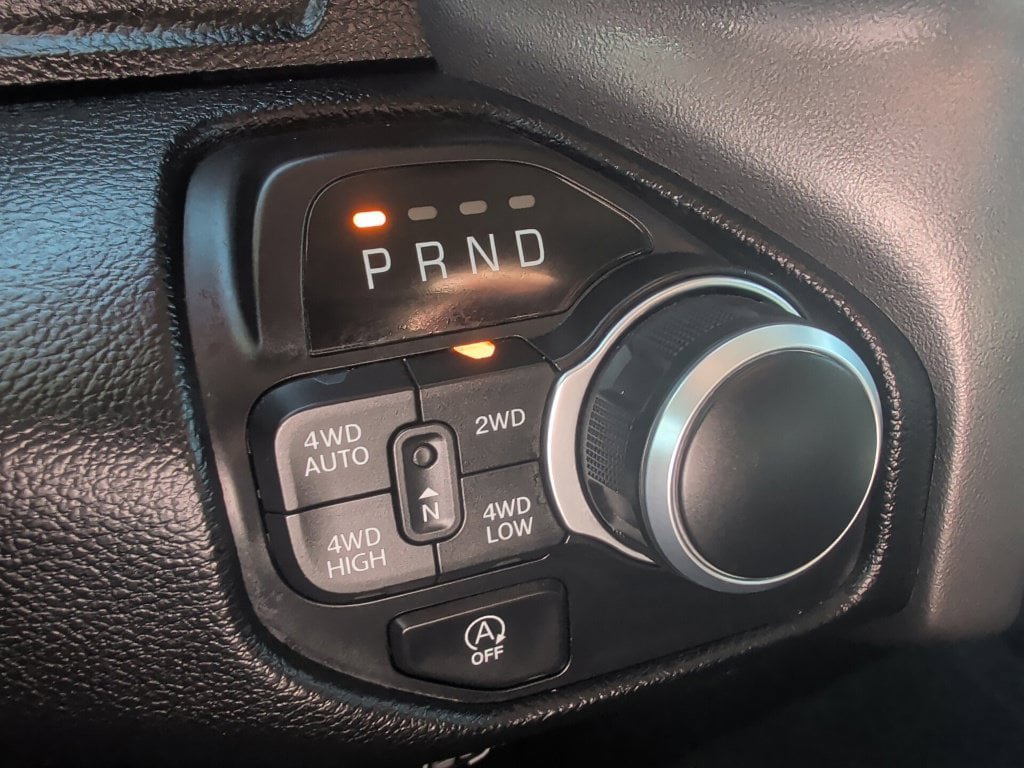 Used 2020 RAM 1500 Big Horn AWD/4WD image 30