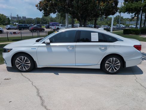 Used 2020 Honda Accord Touring image 7