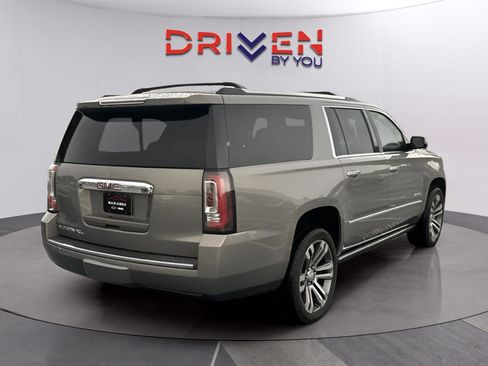 Used 2019 GMC Yukon XL Denali w/ Denali Ultimate Package RWD image 5