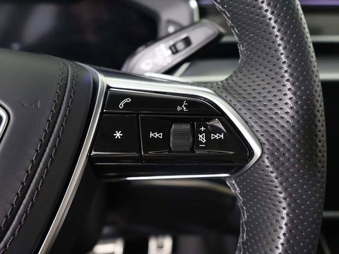 Used 2023 Audi S8 w/ S8 Black Optic Plus Package image 45