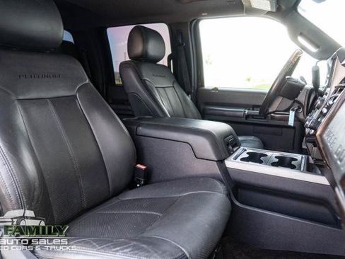 Used 2016 Ford F250 Platinum w/ FX4 Off-Road Package AWD/4WD image 23