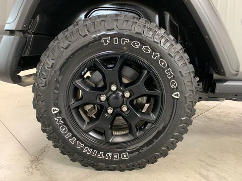 Used 2021 Jeep Wrangler Sport AWD/4WD image 24