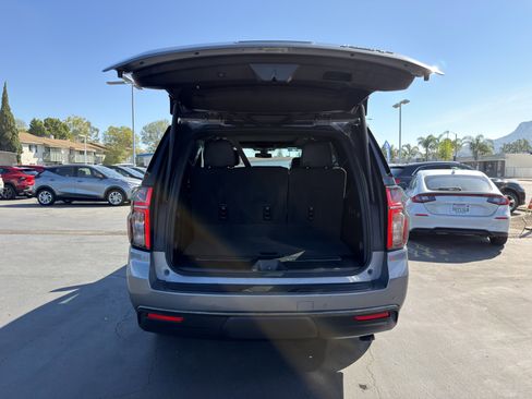 Used 2022 Chevrolet Tahoe RST w/ Luxury Package image 14