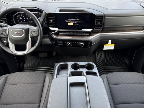 New 2026 GMC Sierra 1500 Elevation image 14