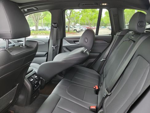 Used 2024 BMW X3 sDrive30i w/ Convenience Package RWD image 11