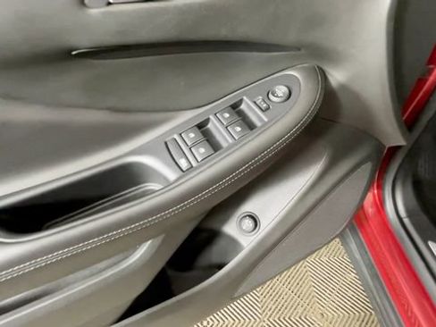 Used 2020 Buick Envision Essence AWD/4WD image 17