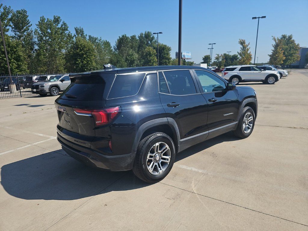 Used 2026 GMC Terrain Elevation AWD/4WD image 5