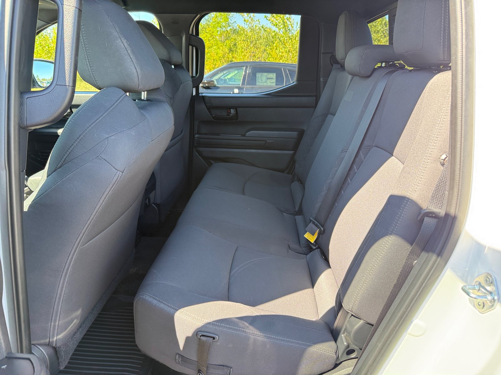 Used 2024 Toyota Tacoma SR5 AWD/4WD image 18