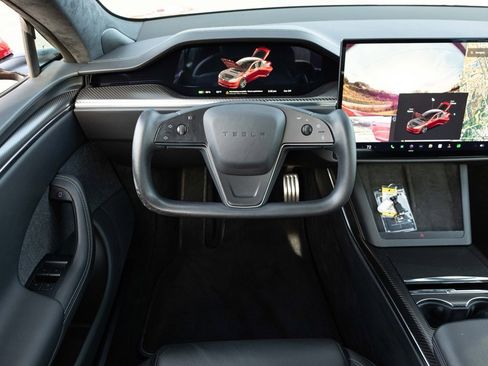 Used 2022 Tesla Model S Plaid image 37