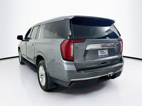 Used 2022 GMC Yukon XL SLT w/ SLT Premium Package AWD/4WD image 7