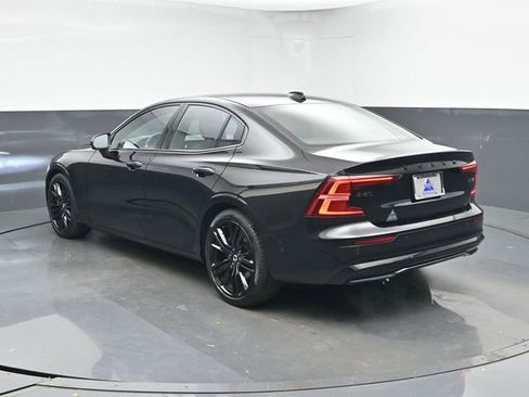 Used 2023 Volvo S60 B5 Plus w/ Climate Package image 6