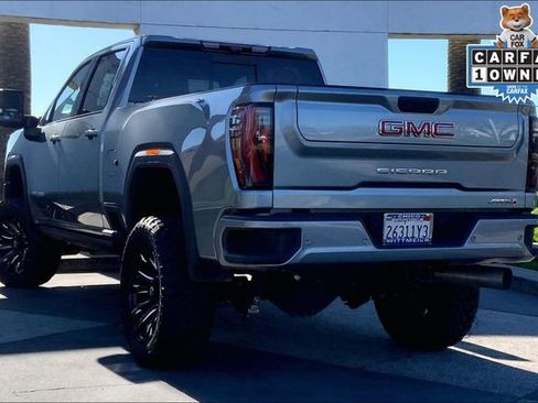 Used 2024 GMC Sierra 2500 AT4 w/ AT4 Premium Plus Package image 12