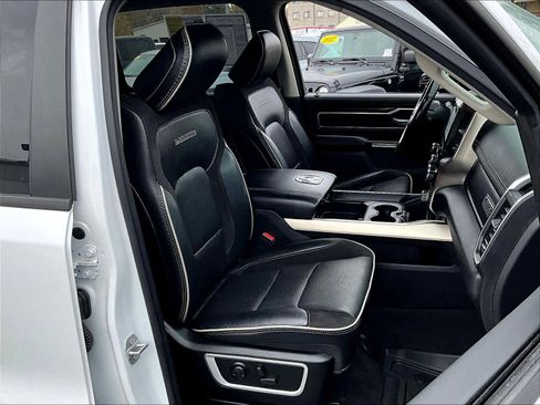 Used 2022 RAM 1500 Laramie image 11