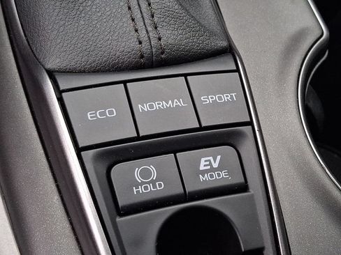 Used 2023 Toyota Camry XSE w/ Cold Weather Package FWD image 25