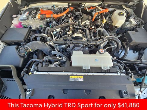 Used 2024 Toyota Tacoma TRD Sport w/ TRD Sport Upgrade Package image 37