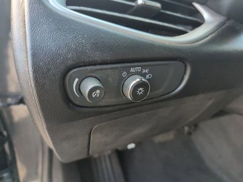 Used 2017 Chevrolet Malibu LS image 16