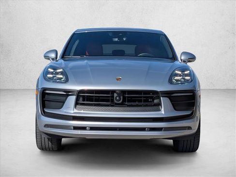 Used 2025 Porsche Macan Turbo image 6