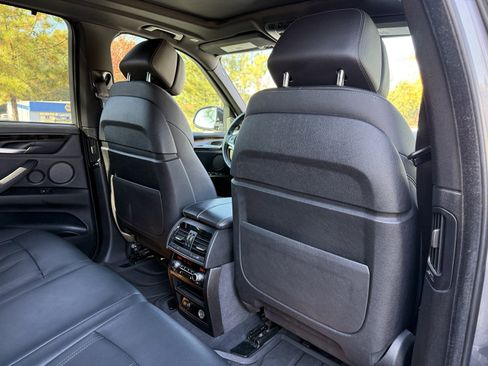 Used 2018 BMW X5 xDrive50i w/ Executive Package image 38