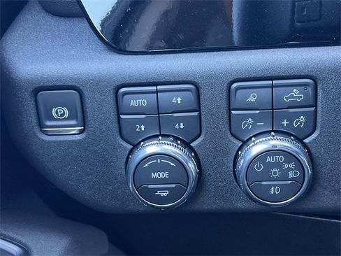 New 2026 GMC Sierra 1500 SLT w/ SLT Premium Plus Package image 23