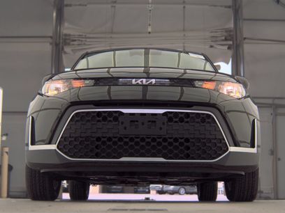 Used 2025 Kia Soul LX w/ LX Technology Package