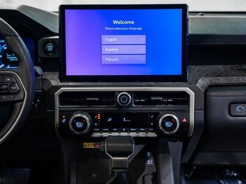 Used 2024 Toyota Tacoma Limited w/ Limited Package (LT) image 22