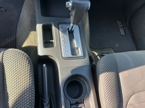 Used 2012 Nissan Xterra PRO-4X image 21
