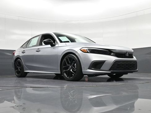 Used 2023 Honda Civic Sport image 31
