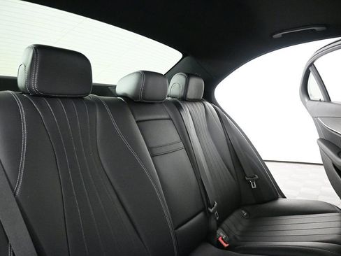 Used 2017 Mercedes-Benz E 300 image 13