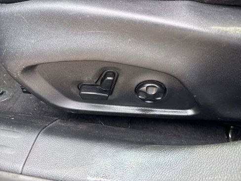 Used 2018 Jeep Compass Latitude w/ Popular Equipment Group AWD/4WD image 12