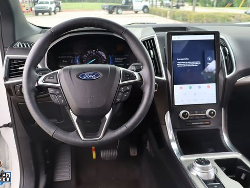 Used 2024 Ford Edge Titanium w/ Titanium Elite Package AWD/4WD image 19