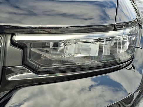 Certified 2023 Jeep Grand Cherokee Altitude image 9