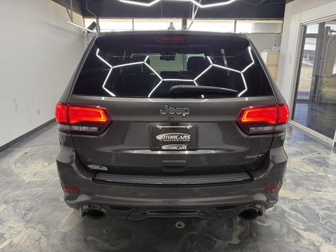 Used 2016 Jeep Grand Cherokee SRT AWD/4WD image 2