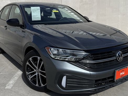 Certified 2024 Volkswagen Jetta Sport image 1