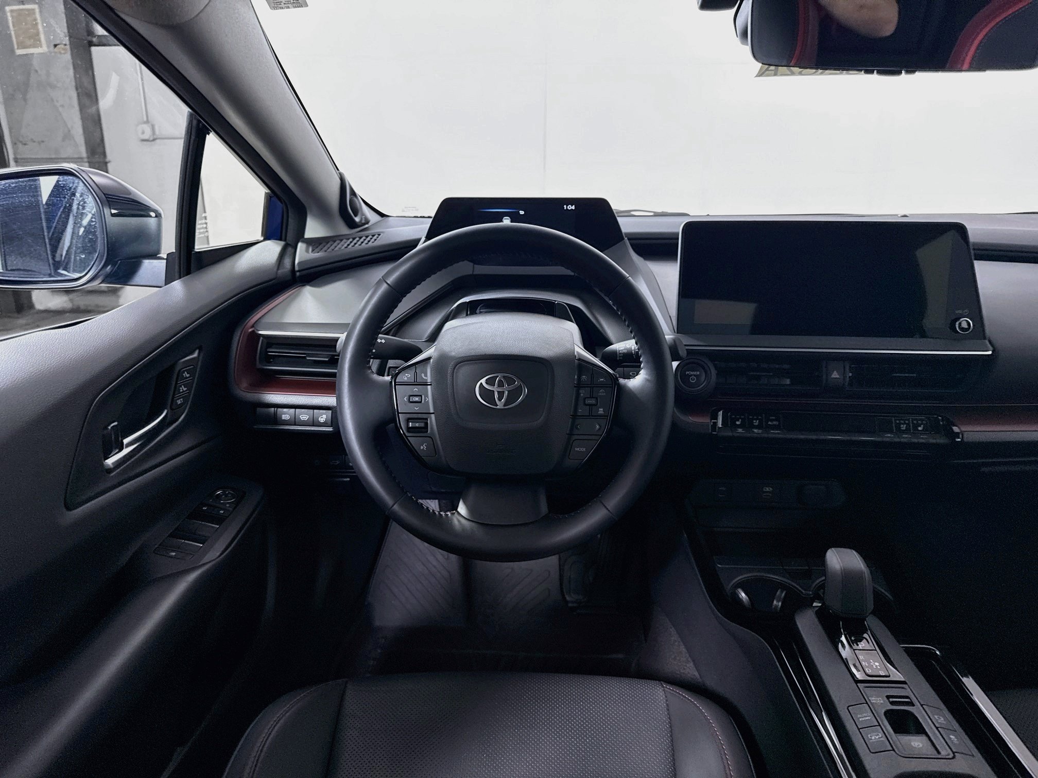Certified 2025 Toyota Prius Plug-In Hybrid w/ Limited Premium Package FWD image 21