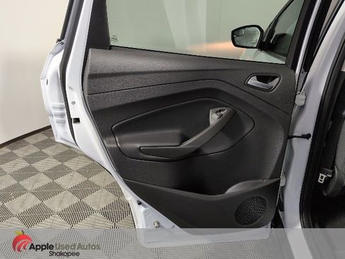 Used 2018 Ford Escape SE image 26