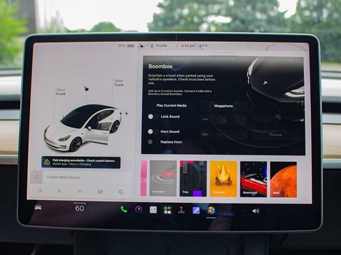 Used 2021 Tesla Model 3 Standard Range Plus RWD image 24