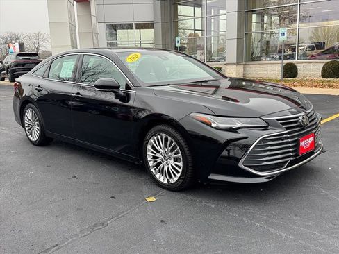 Used 2021 Toyota Avalon Limited w/ Advanced Safety Package image 1