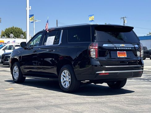 Used 2023 Chevrolet Suburban LS AWD/4WD image 7