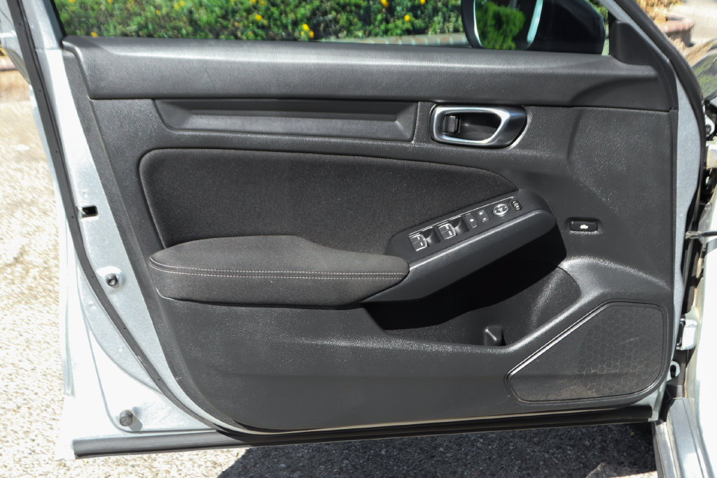 Used 2025 Honda Civic Sport image 14
