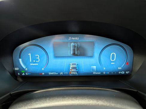 Used 2025 Ford Escape Platinum image 19