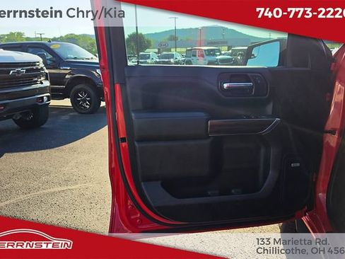 Used 2021 Chevrolet Silverado 1500 LT Trail Boss w/ Convenience Package II AWD/4WD image 11