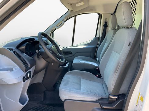 Used 2015 Ford Transit 250 148 Low Roof RWD image 9